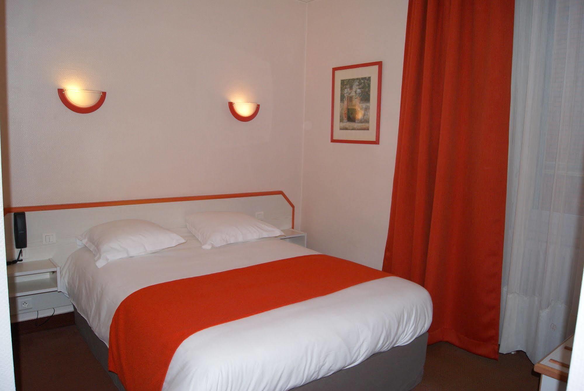 Hotel Suzane Angers Eksteriør billede